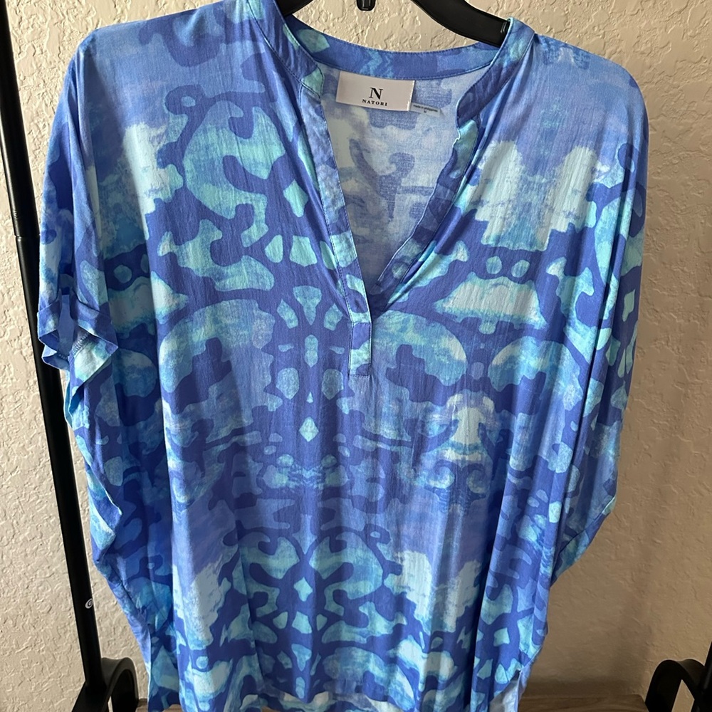 Natori Blue & Seafoam Printed V-Neck Tunic and Capri pant
